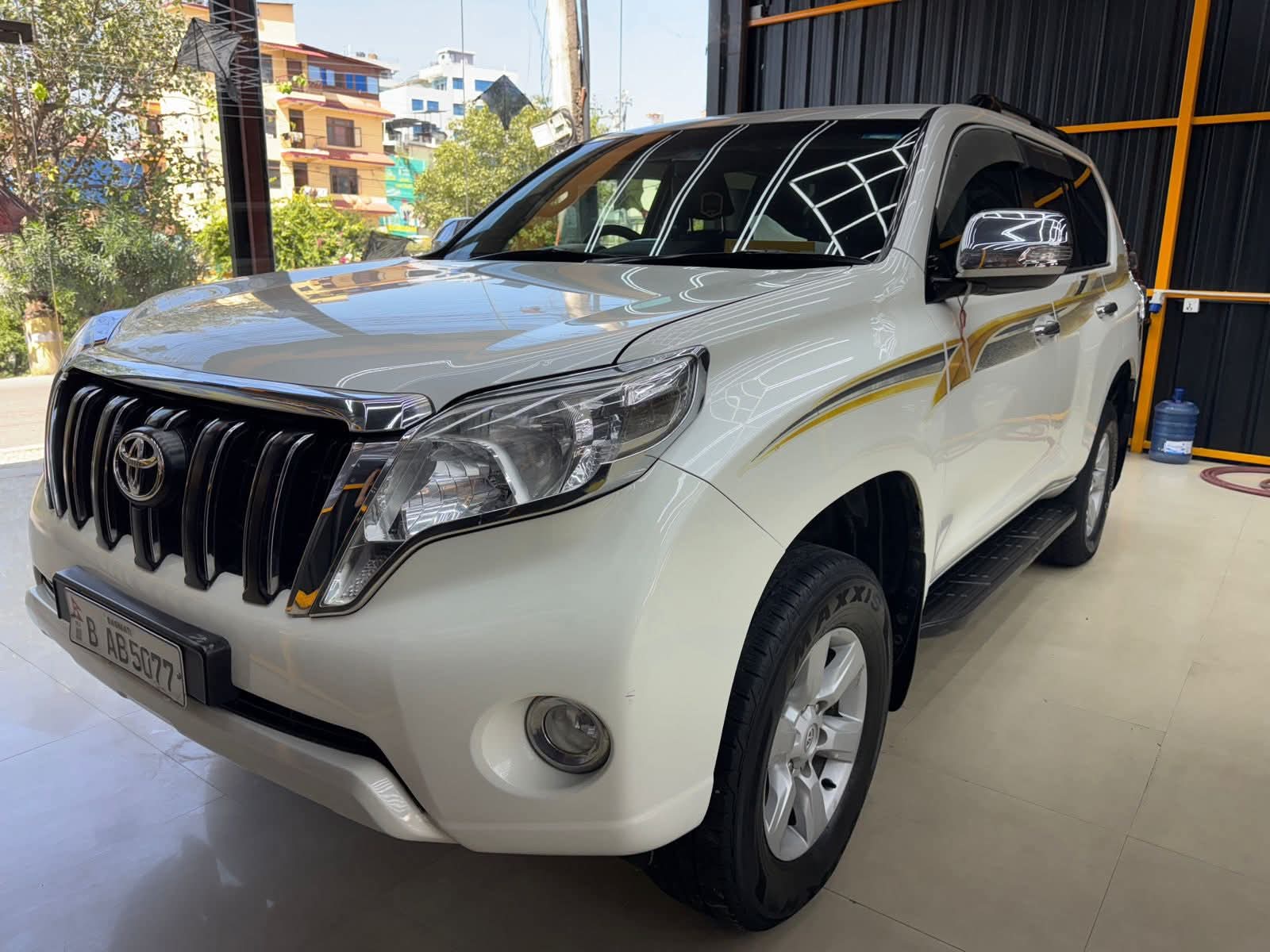Land Crusier Prado